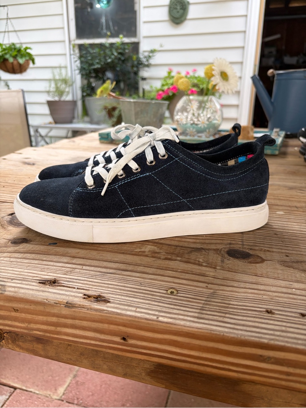 Robert Graham Men’s 8.5 Navy Blue Suede Leather Low Top Sneakers RGL5021